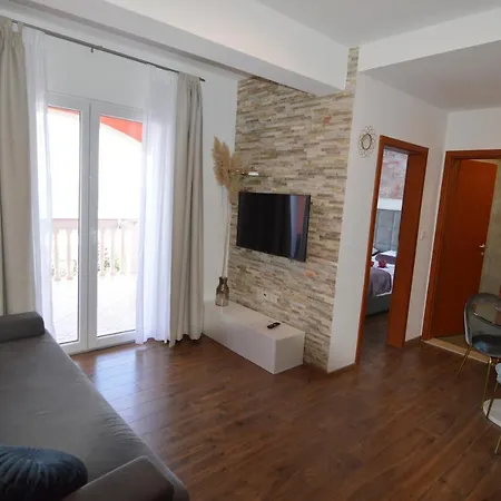 Lägenhet Amari Starigrad Paklenica