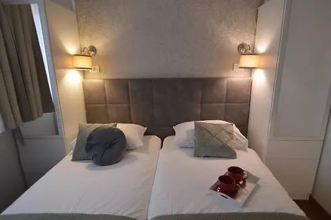 Amari 스타리그라드 파클레니차