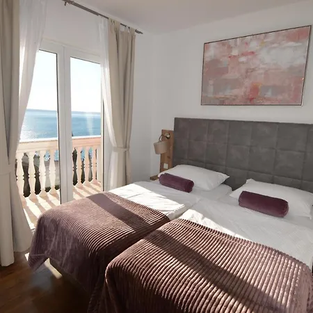 Amari Apartment