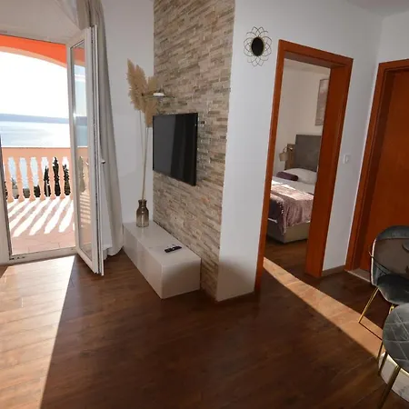 Amari Apartment *