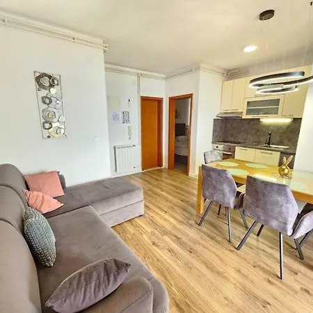 Apartment Amari Starigrad Paklenica