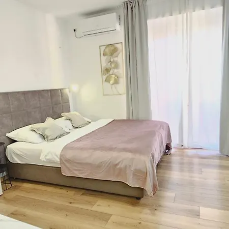 Amari Apartment