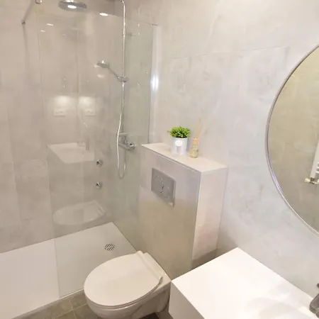 Apartament Amari *